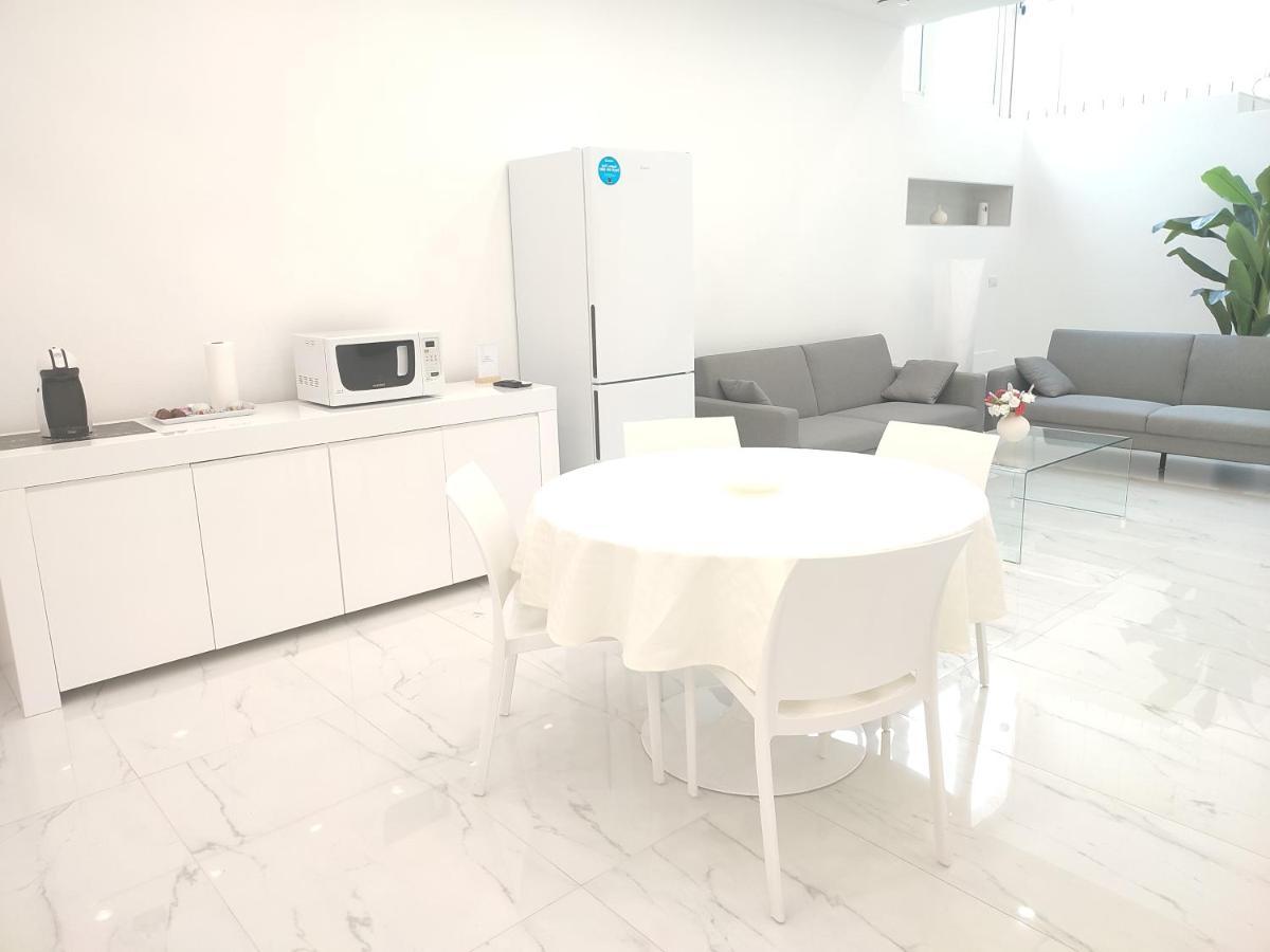 Elegant basement Suite Orosei Extérieur photo